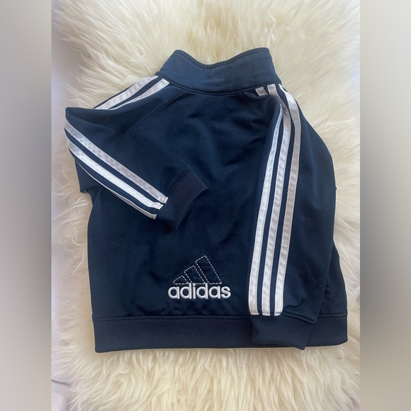 MIX AND MATCCH ADIDAS KIDS TRACK JACKET AND T-SHIRT SIZE 18m/24m - Picture 3 of 4